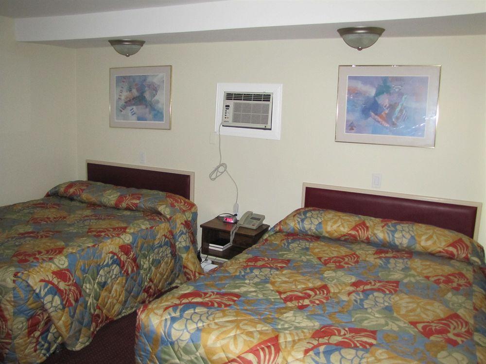 Lincoln Motel Sturgeon Falls Exterior foto