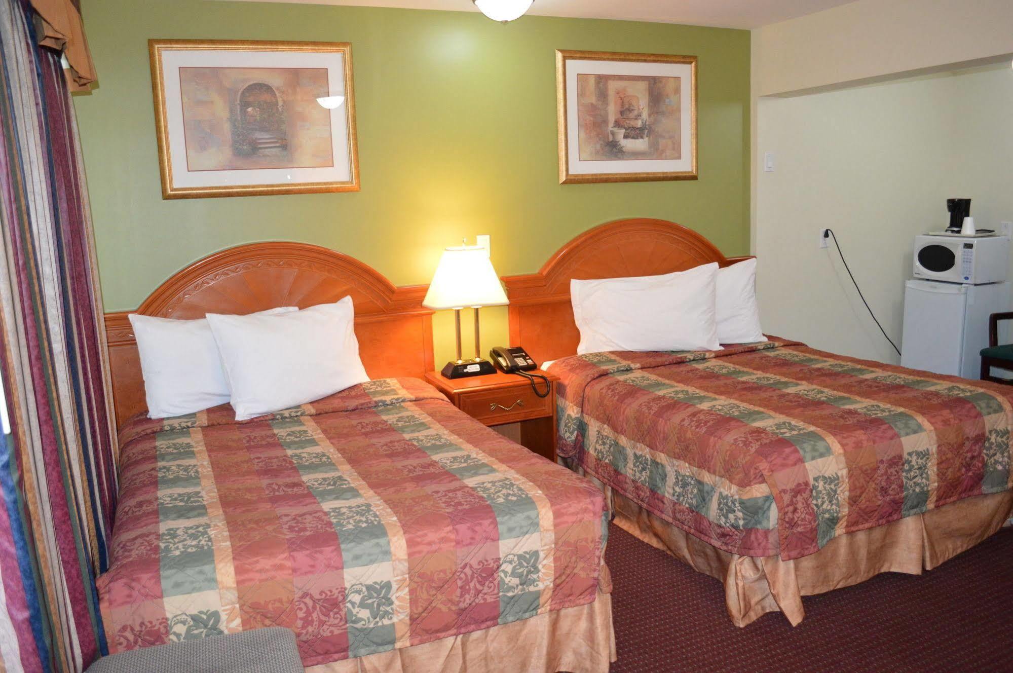 Lincoln Motel Sturgeon Falls Exterior foto